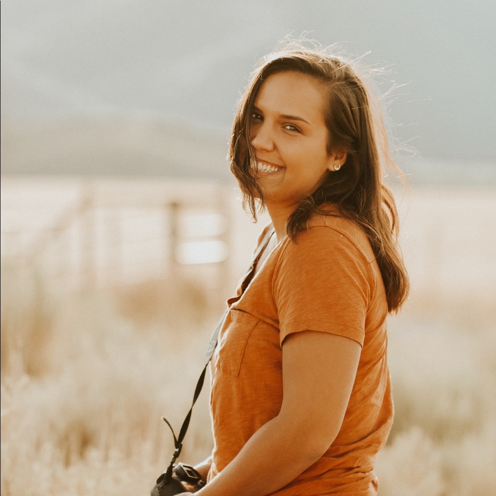 Meet your Posher, Roya